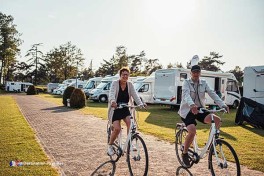 Emplacement de camping pour camping-car dans la province néerlandaise du Brabant-Septentrional