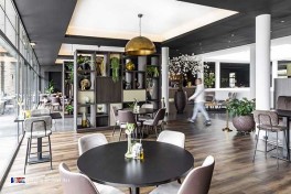 Hôtel Parkhotel Horst aux Pays-Bas a une vue imprenable sur le lac des bois du château