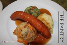 les plats hollandais traditionnels faits maison a Amsterdam Pays-Bas