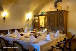 Le château Schaloen Pays-Bas propose aussi la restauration dans dans la Brasserie Schaloen