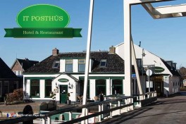 L\\\\\\\\\\\\\\\'Hôtel Restaurant It Posthûs est un petit hôtel situé dans la province aquatique de la Frise il se situe plus précisément dans le village de Burdaard Pays-Bas